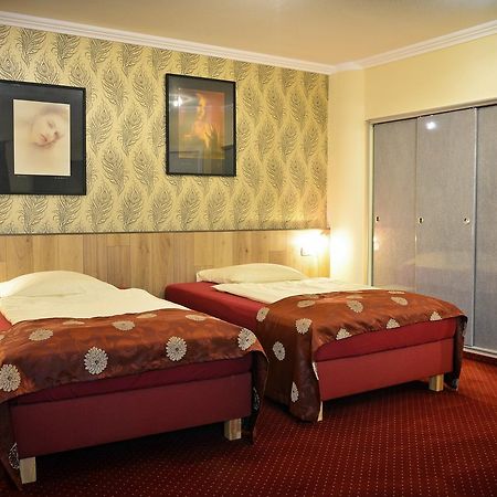 Pension Yellow Timisoara Exterior photo