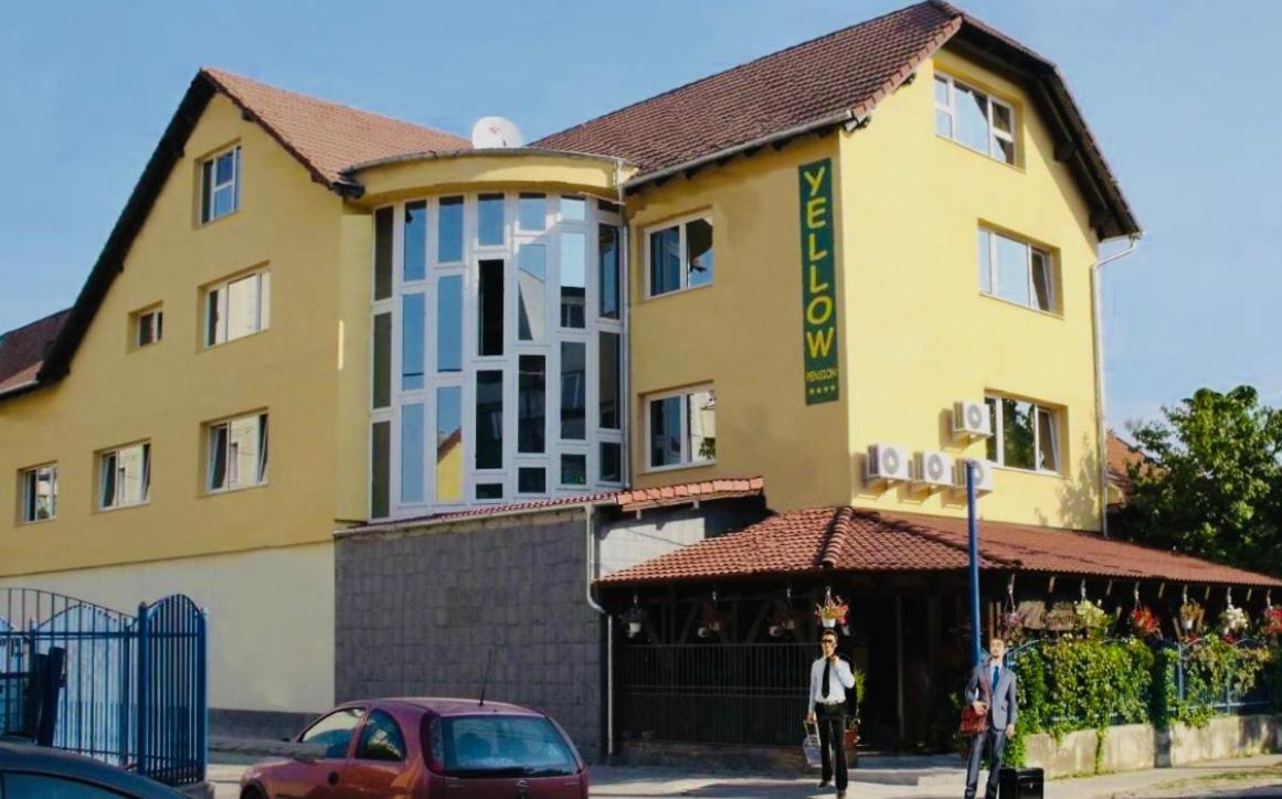 Pension Yellow Timisoara Exterior photo
