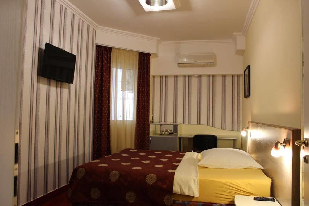 Pension Yellow Timisoara Exterior photo