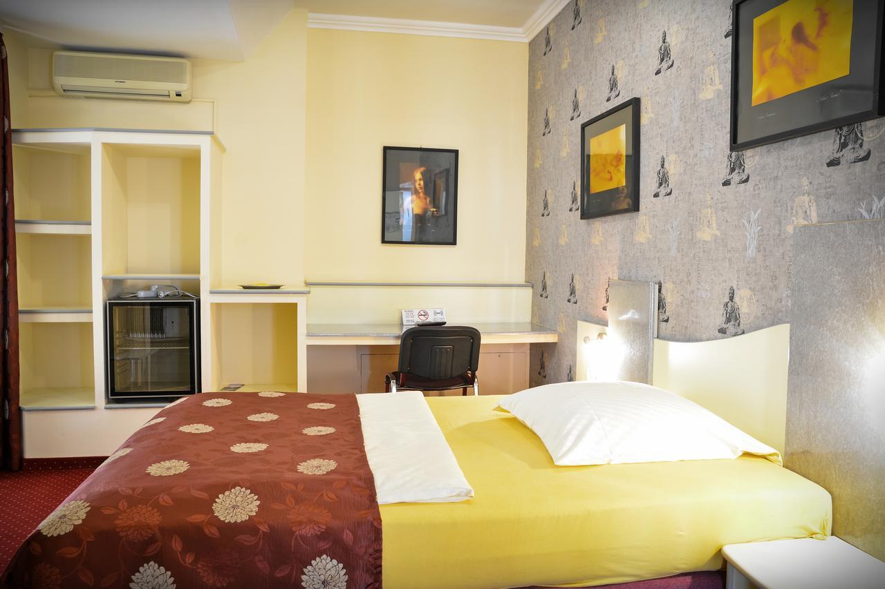 Pension Yellow Timisoara Exterior photo